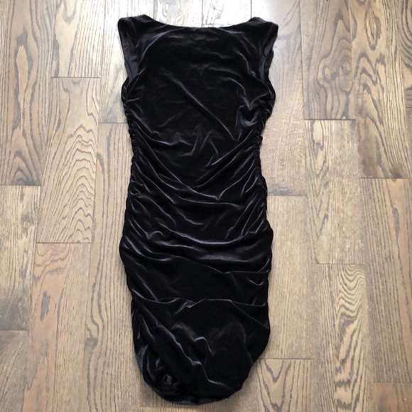 H&M Velvet Dress - Picture 3 of 5